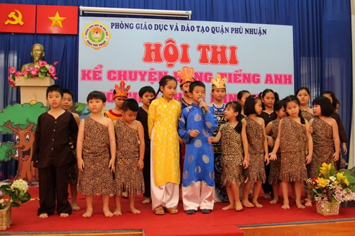 Hội thi kể chuyện bằng tiếng anh có tiểu phẩm minh họa năm học 2016 - 2017